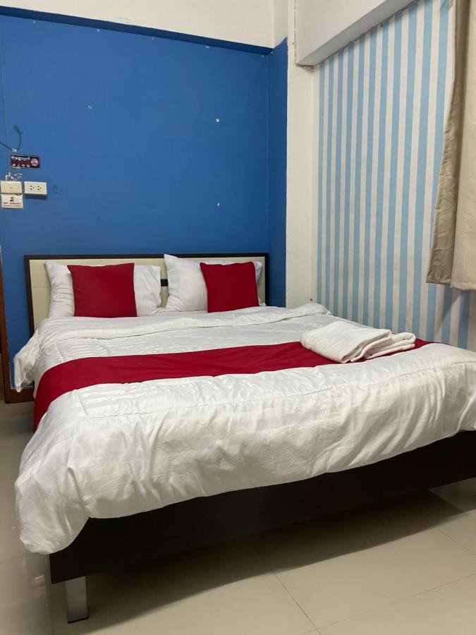בנגקוק Gedkanok Apartment מראה חיצוני תמונה