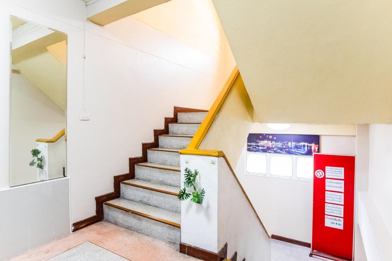 בנגקוק Gedkanok Apartment מראה חיצוני תמונה